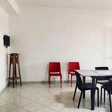 Casa Ilenia 度假居 *